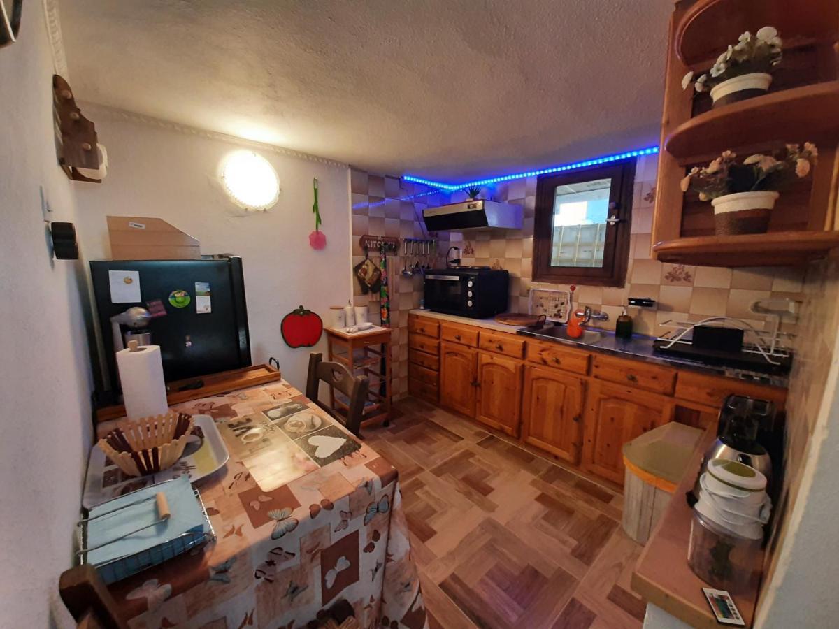 Paleo Trikeri Chiona΄S Apartments By The Sea מראה חיצוני תמונה