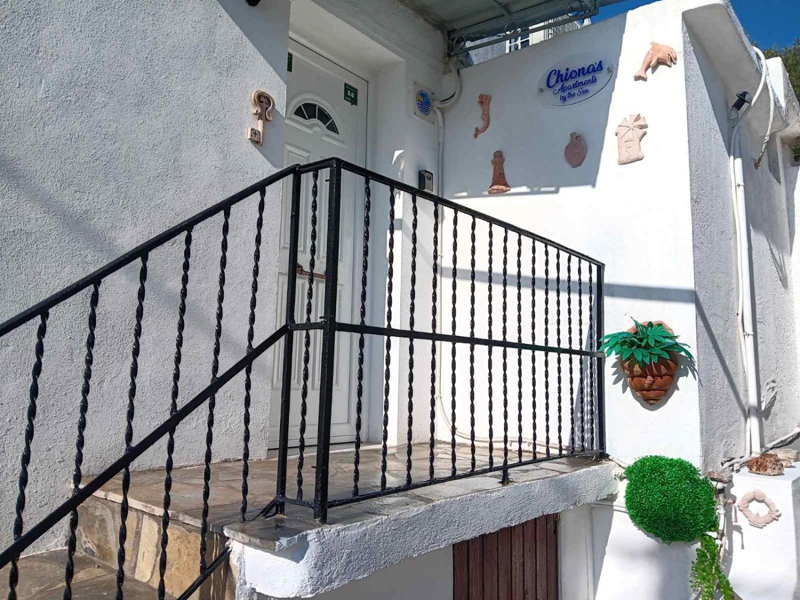 Paleo Trikeri Chiona΄S Apartments By The Sea מראה חיצוני תמונה